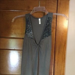 Old Navy Racer Back Beaded V Neck Top.      A040
